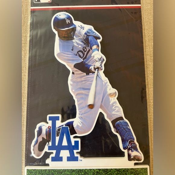 Mookie Betts silhouette - Picture 2 of 3